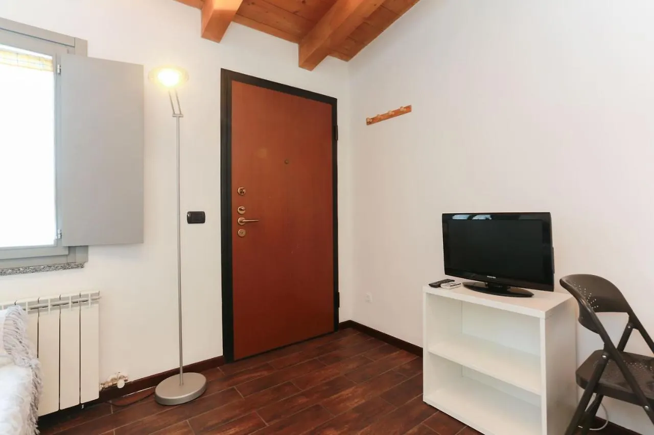 The Best Rent - Pretty Apartment In Milan 0*,  Italy