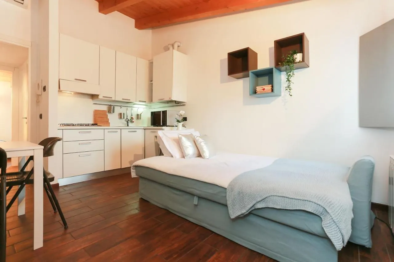 The Best Rent - Pretty Apartment In Milan